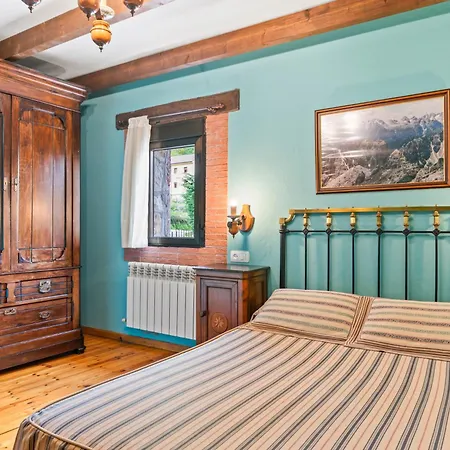 منزل ريفي Lorences A *