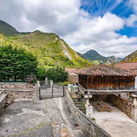 Lorences A منزل ريفي Caunedo