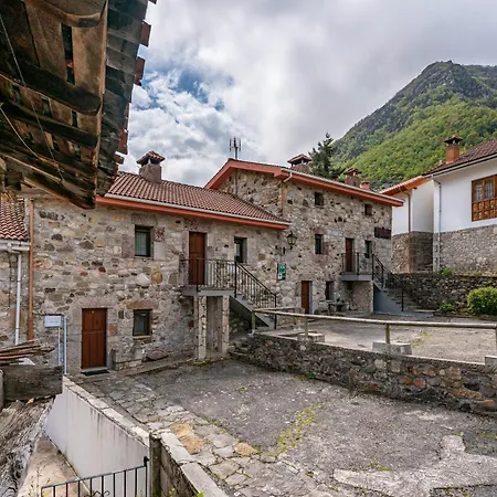 Lorences A * Caunedo